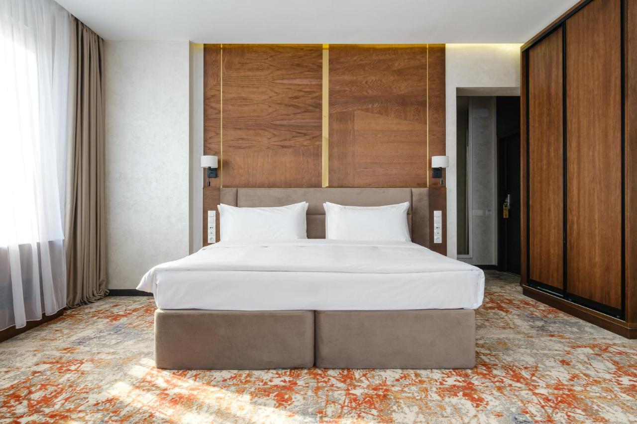 Grand Mildom Hotel Almaty Ngoại thất bức ảnh