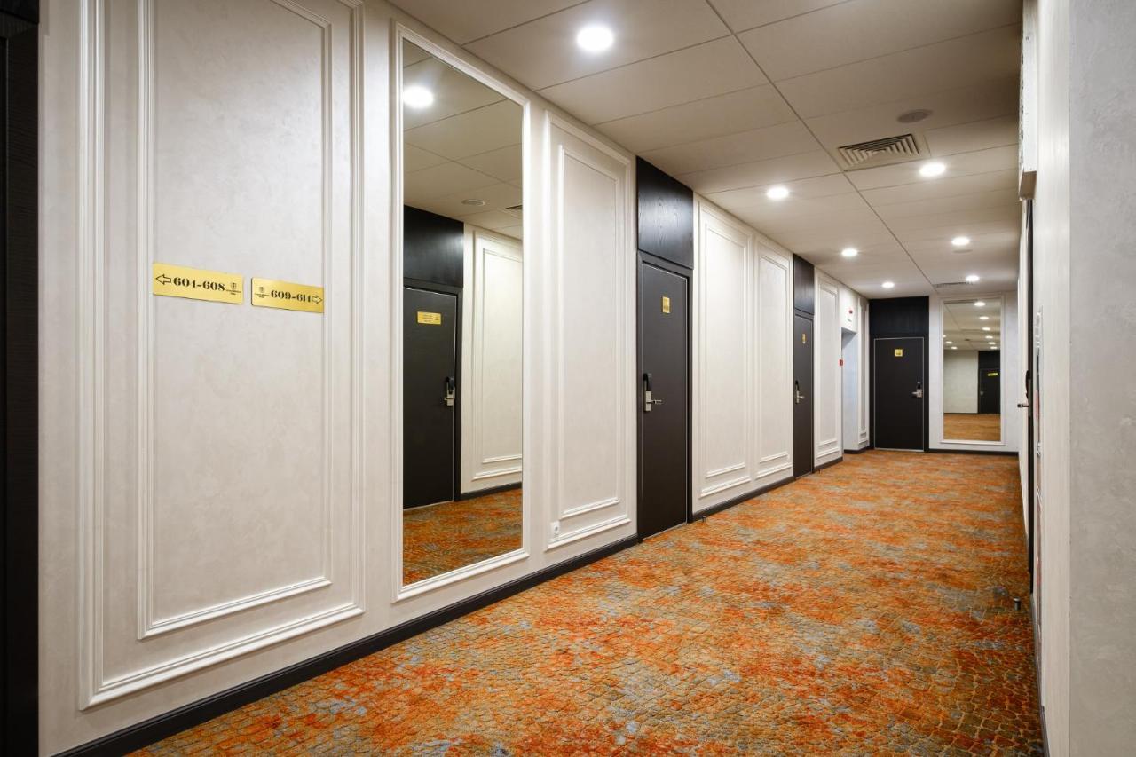 Grand Mildom Hotel Almaty Ngoại thất bức ảnh