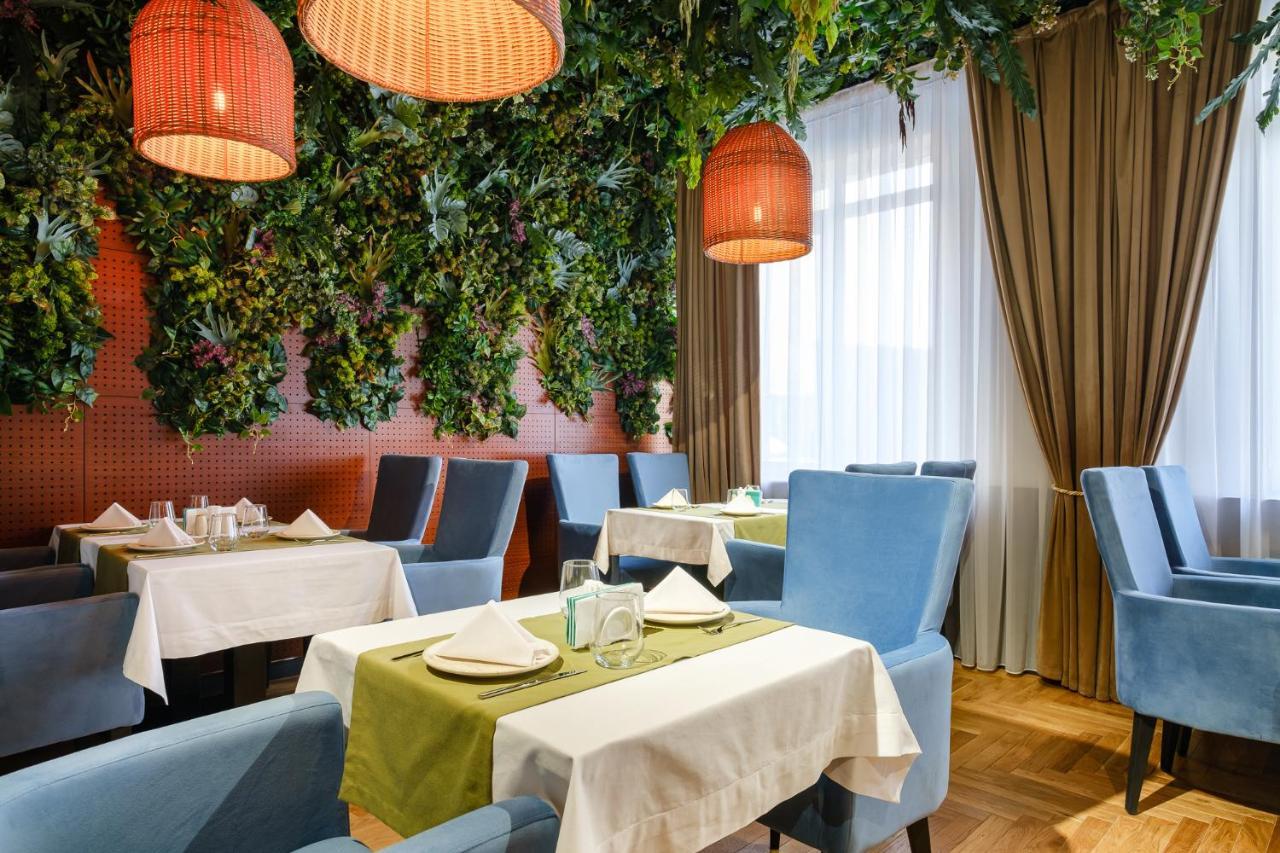 Grand Mildom Hotel Almaty Ngoại thất bức ảnh