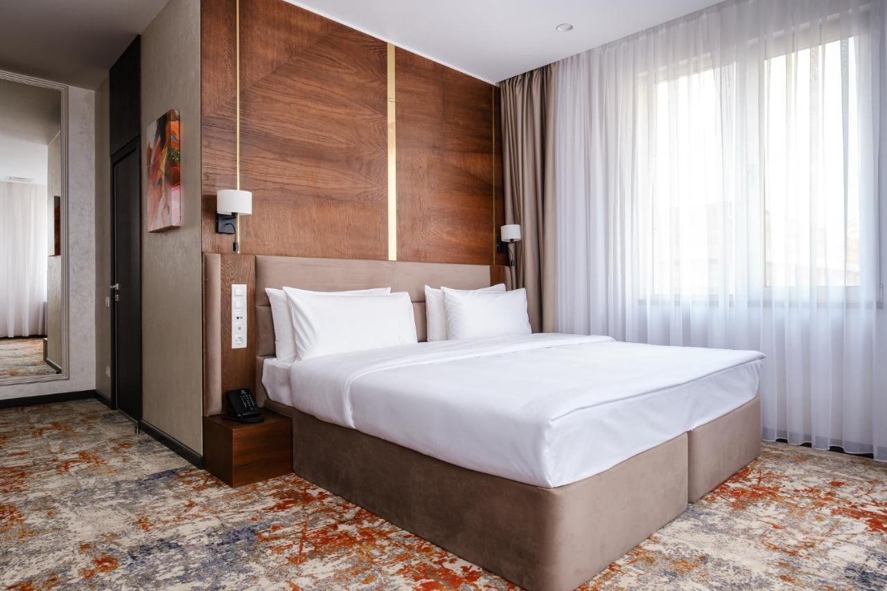 Grand Mildom Hotel Almaty Ngoại thất bức ảnh