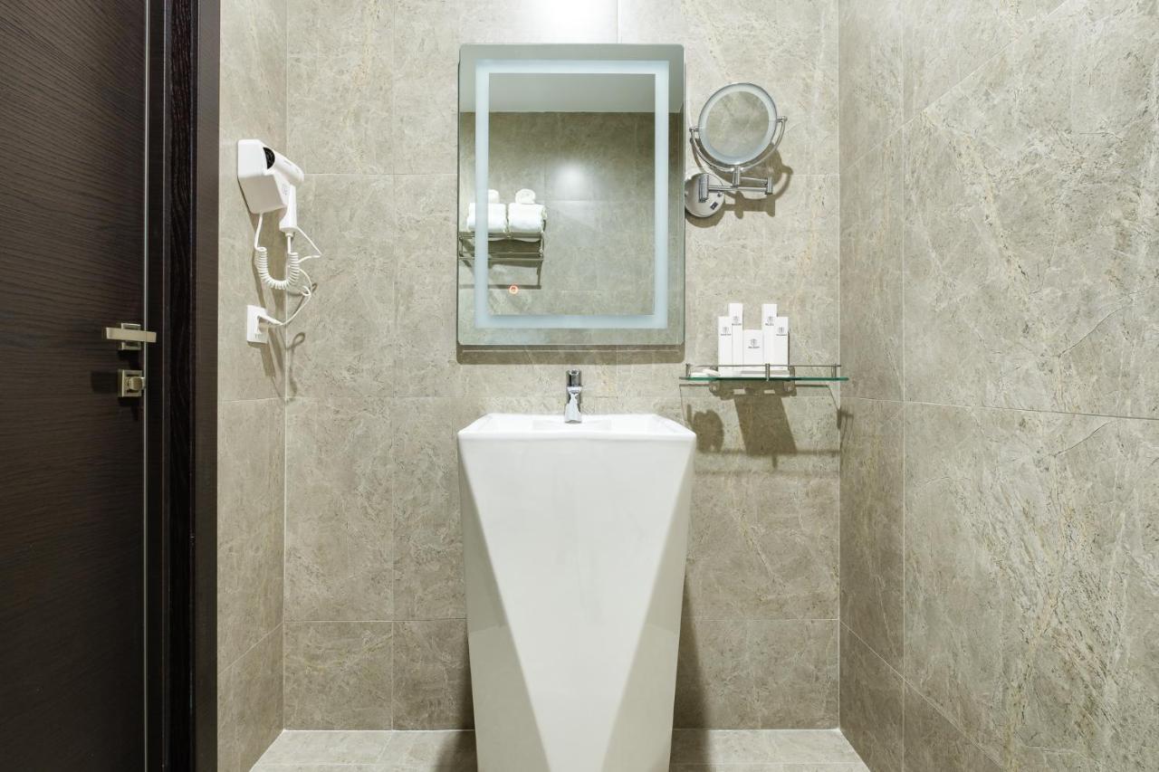Grand Mildom Hotel Almaty Ngoại thất bức ảnh