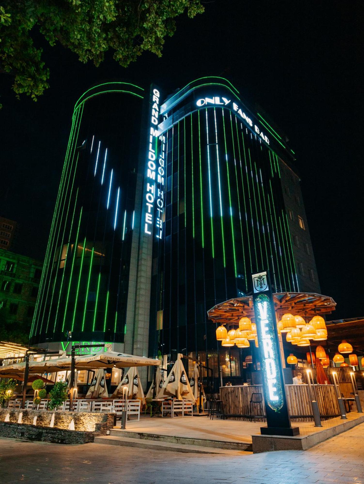 Grand Mildom Hotel Almaty Ngoại thất bức ảnh